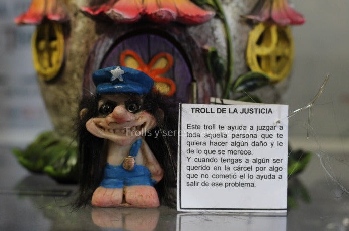 Troll De la Justicia mini