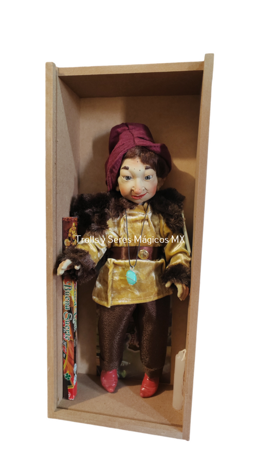 Elfo Latino Midhir ( Astucia,Fortuna en el Juego )38 cm